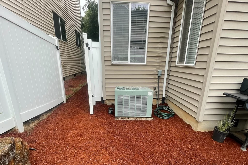 photo-of-backyard-with-new-mulch-installed