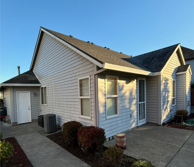 Vinyl vs Fiber Cement Siding: Which Is Better for Oregon Homes?